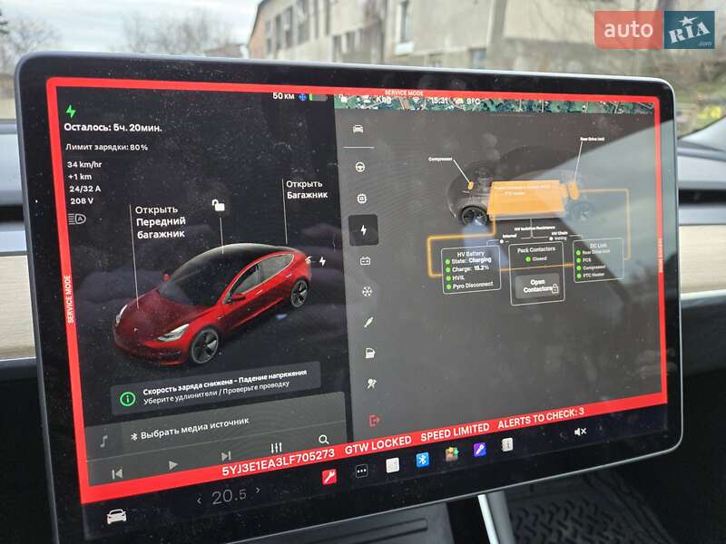 Седан Tesla Model 3 2020 в Снятине