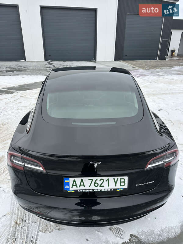 Седан Tesla Model 3 2019 в Киеве фото 16 Седан Tesla Model 3 2019 в Киеве