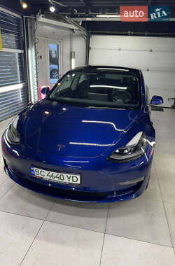 Седан Tesla Model 3 2022 в Львові