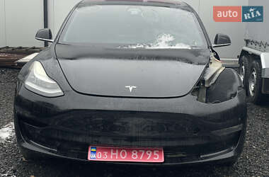 Седан Tesla Model 3 2018 в Луцке