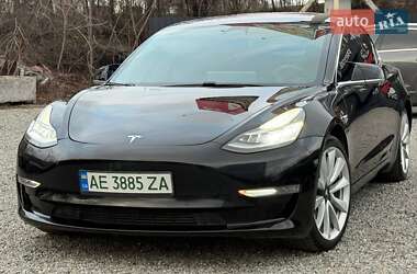 Седан Tesla Model 3 2019 в Днепре