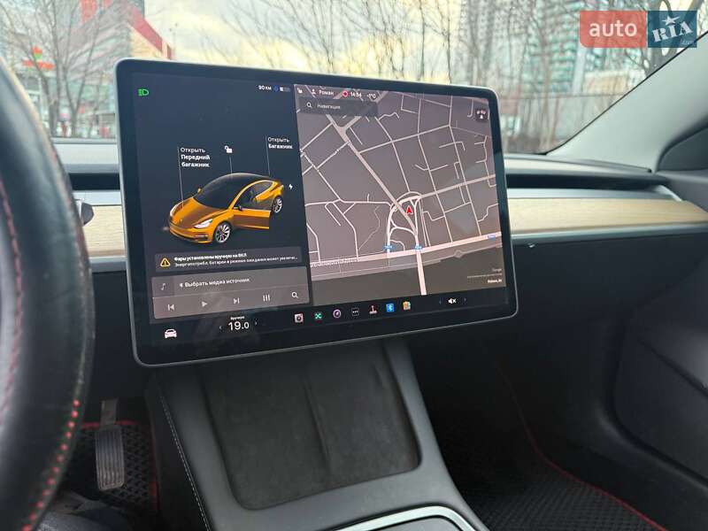 Седан Tesla Model 3 2019 в Днепре