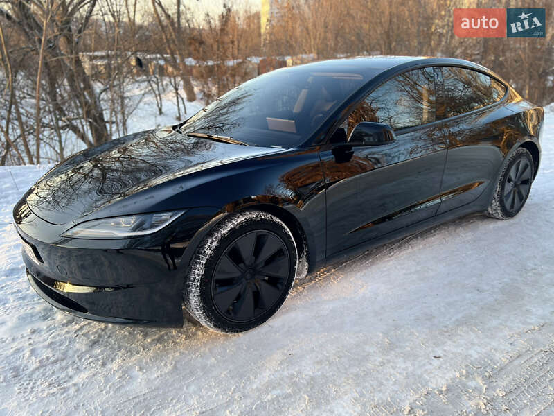 Седан Tesla Model 3 2024 в Днепре
