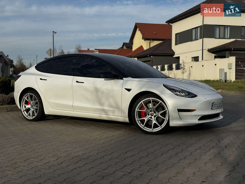 Седан Tesla Model 3 2018 в Одесі фото 4 Седан Tesla Model 3 2018 в Одесі