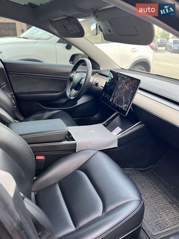 Седан Tesla Model 3 2020 в Києві фото 5 Седан Tesla Model 3 2020 в Києві