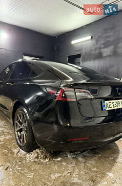Седан Tesla Model 3 2021 в Каменском