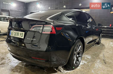 Седан Tesla Model 3 2021 в Каменском