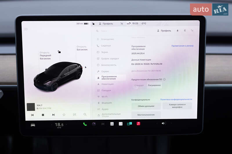 Седан Tesla Model 3 2021 в Львове