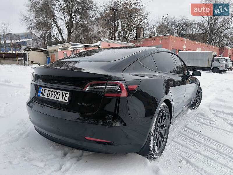 Седан Tesla Model 3 2018 в Днепре
