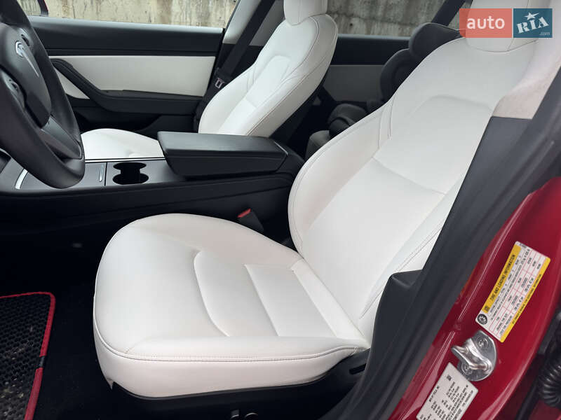 Седан Tesla Model 3 2021 в Львове фото 15 Седан Tesla Model 3 2021 в Львове