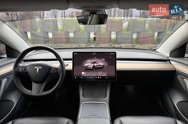 Седан Tesla Model 3 2022 в Виннице