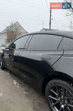 Седан Tesla Model 3 2021 в Каменском