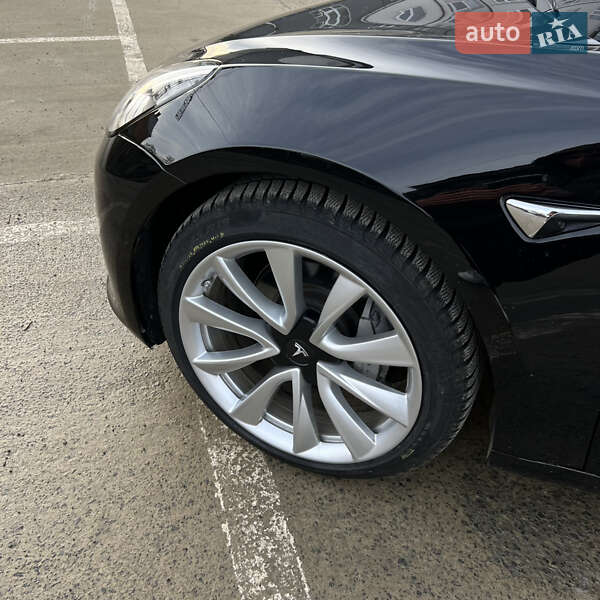 Седан Tesla Model 3 2020 в Ужгороде фото 10 Седан Tesla Model 3 2020 в Ужгороде