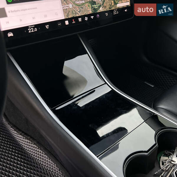 Седан Tesla Model 3 2020 в Ужгороде фото 30 Седан Tesla Model 3 2020 в Ужгороде