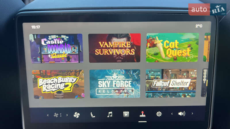 Седан Tesla Model 3 2024 в Стрые