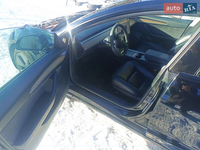 Седан Tesla Model 3 2022 в Киеве фото 12 Седан Tesla Model 3 2022 в Киеве