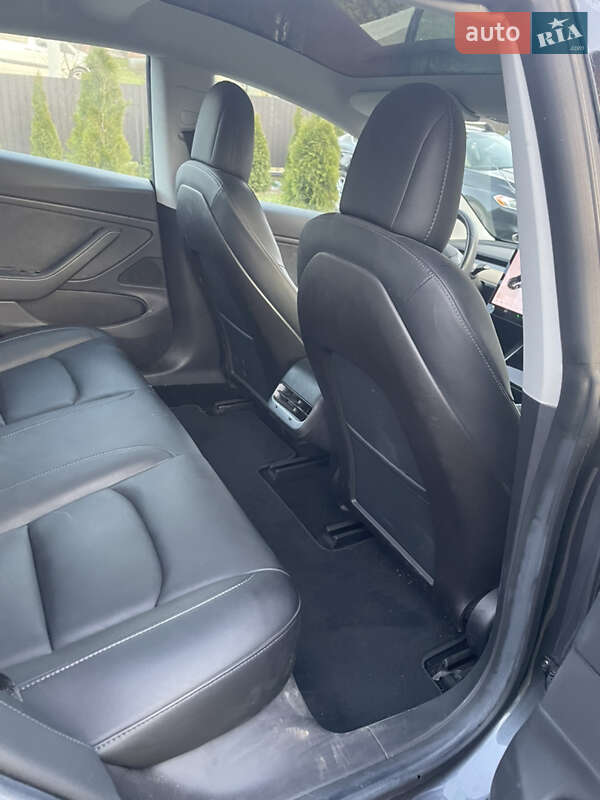 Седан Tesla Model 3 2019 в Львові фото 7 Седан Tesla Model 3 2019 в Львові