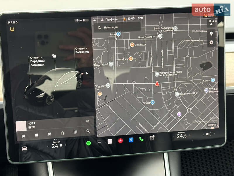 Седан Tesla Model 3 2018 в Ужгороді