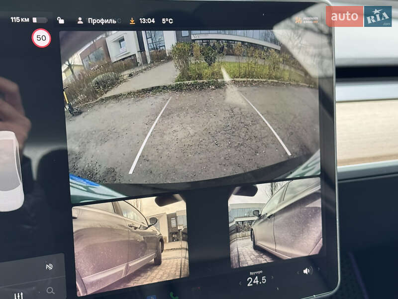 Седан Tesla Model 3 2018 в Ужгороді