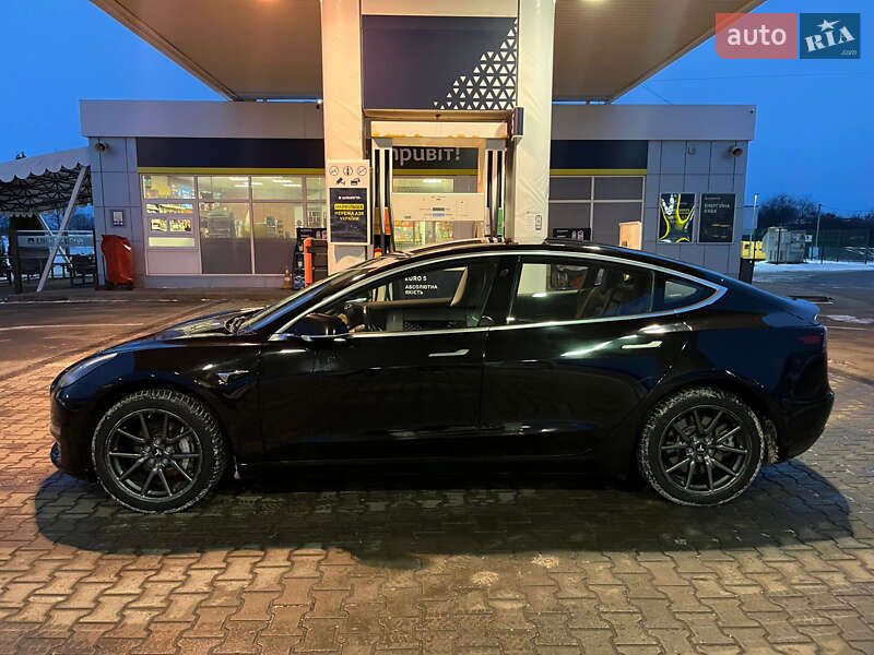 Седан Tesla Model 3 2018 в Києві фото 16 Седан Tesla Model 3 2018 в Києві
