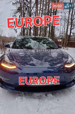 Седан Tesla Model 3 2019 в Житомире