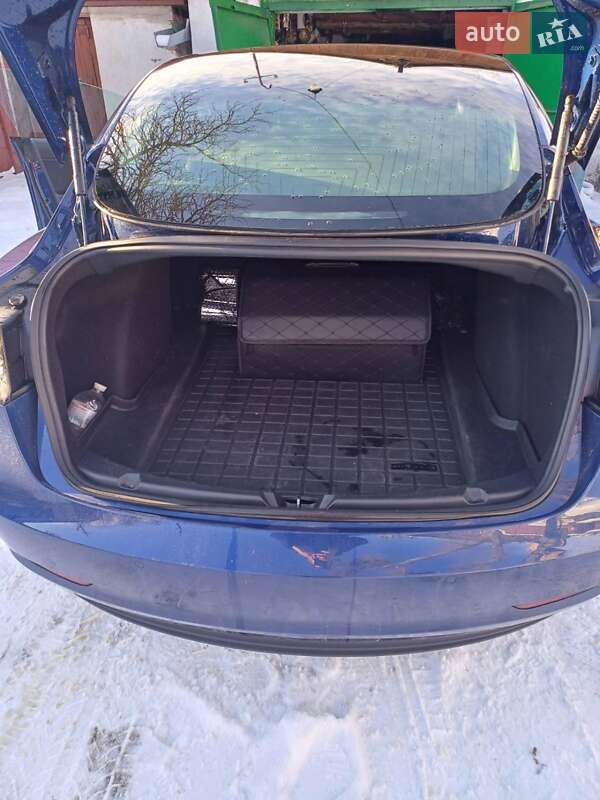 Седан Tesla Model 3 2019 в Житомирі фото 28 Седан Tesla Model 3 2019 в Житомирі