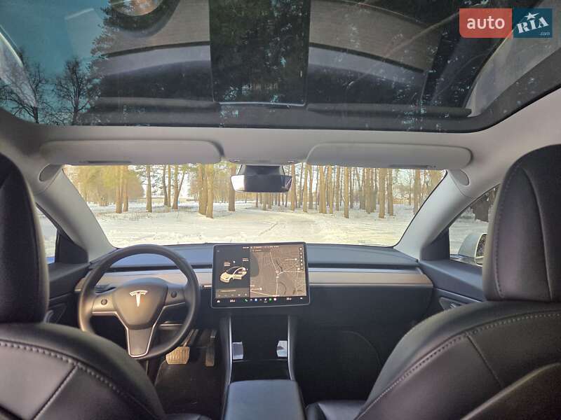 Седан Tesla Model 3 2019 в Пирятине