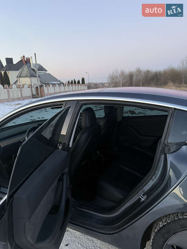 Седан Tesla Model 3 2018 в Луцьку фото 9 Седан Tesla Model 3 2018 в Луцьку