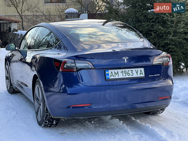 Седан Tesla Model 3 2020 в Киеве фото 3 Седан Tesla Model 3 2020 в Киеве