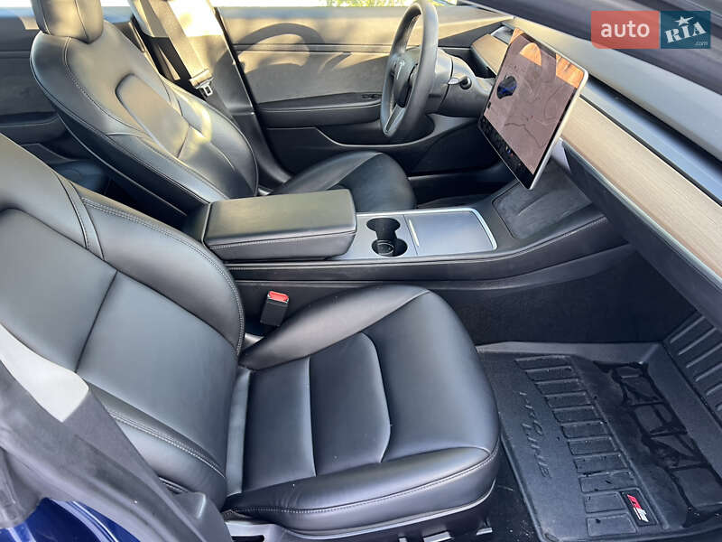 Седан Tesla Model 3 2020 в Киеве фото 17 Седан Tesla Model 3 2020 в Киеве