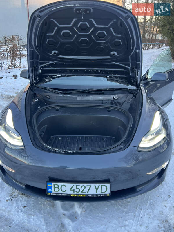 Седан Tesla Model 3 2023 в Львові фото 27 Седан Tesla Model 3 2023 в Львові