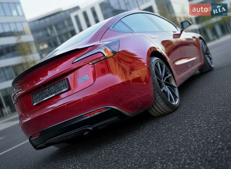 Седан Tesla Model 3 2024 в Львові фото 12 Седан Tesla Model 3 2024 в Львові