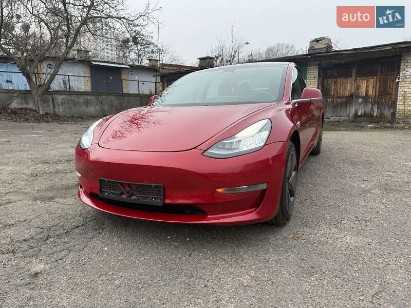 Tesla Model 3 2018