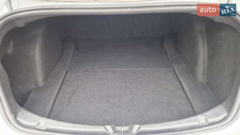 Седан Tesla Model 3 2020 в Києві фото 16 Седан Tesla Model 3 2020 в Києві