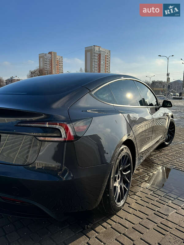 Седан Tesla Model 3 2025 в Харкові фото 7 Седан Tesla Model 3 2025 в Харкові