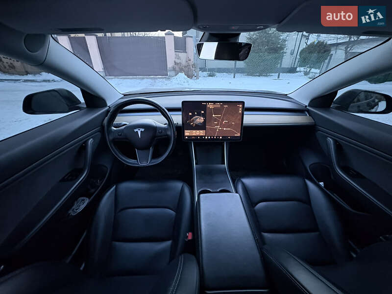 Седан Tesla Model 3 2019 в Львові фото 18 Седан Tesla Model 3 2019 в Львові