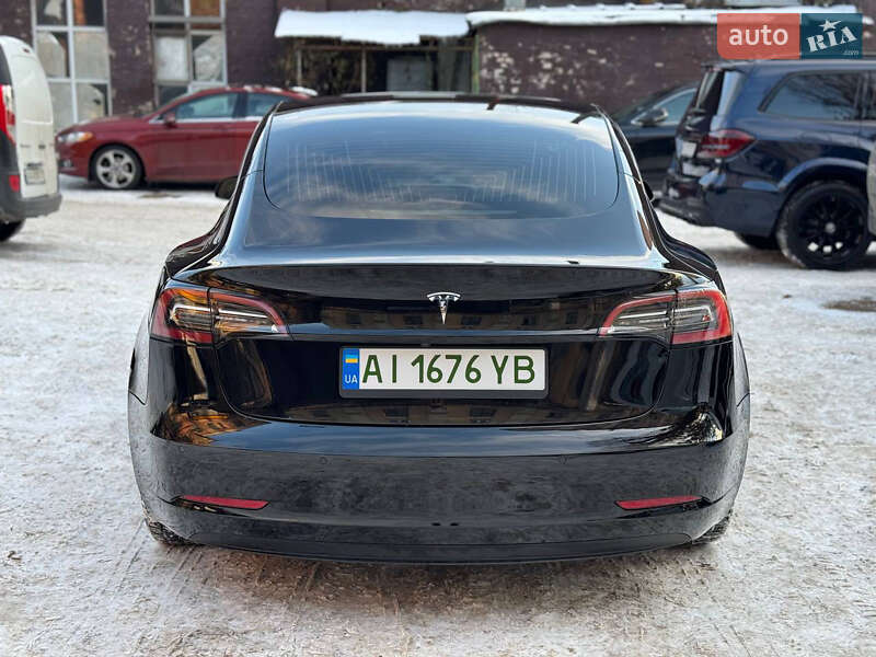Седан Tesla Model 3 2020 в Киеве фото 9 Седан Tesla Model 3 2020 в Киеве