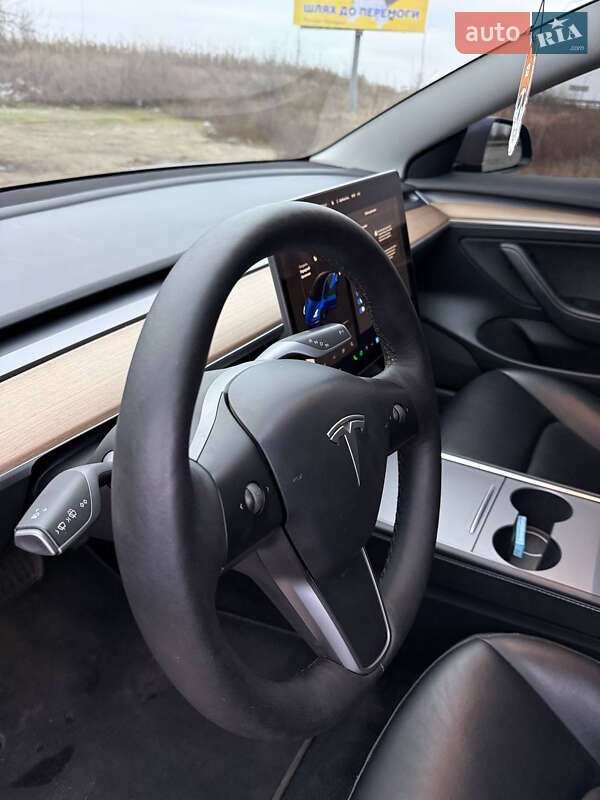 Седан Tesla Model 3 2022 в Золотоноші