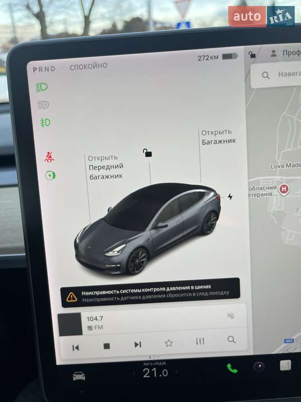 Седан Tesla Model 3 2021 в Львові