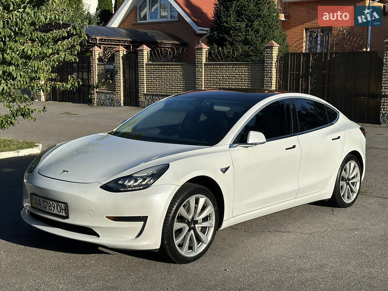 Седан Tesla Model 3 2018 в Киеве фото 8 Седан Tesla Model 3 2018 в Киеве