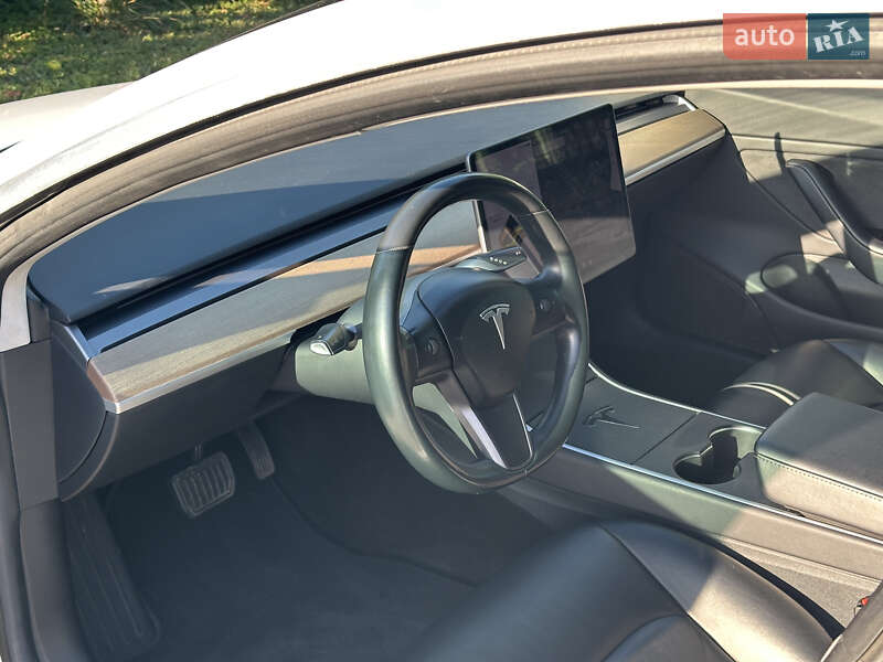 Седан Tesla Model 3 2018 в Киеве фото 23 Седан Tesla Model 3 2018 в Киеве
