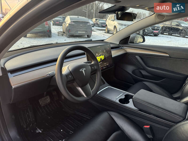 Седан Tesla Model 3 2022 в Луцке фото 15 Седан Tesla Model 3 2022 в Луцке