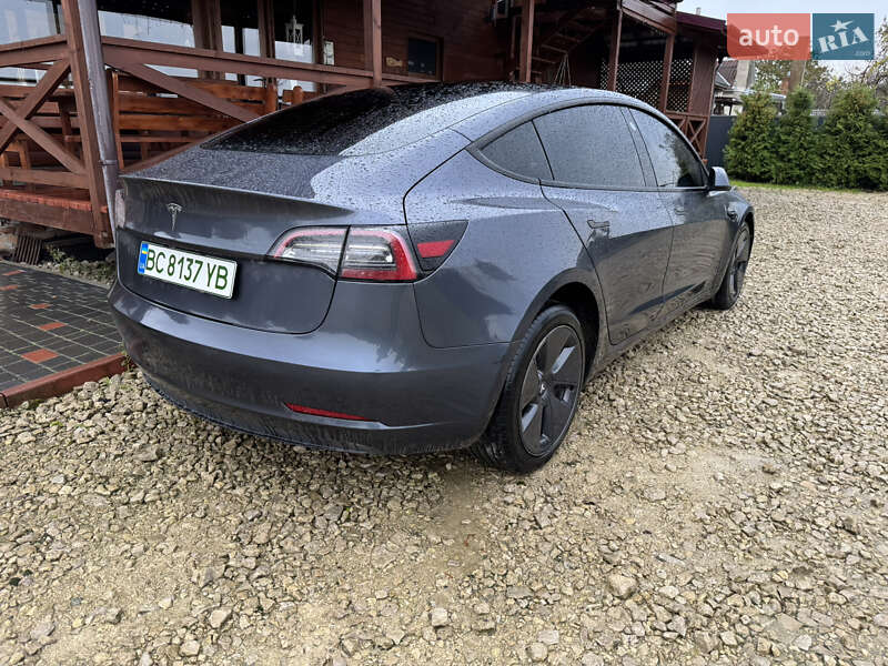 Седан Tesla Model 3 2022 в Ходорове