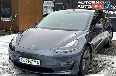 Седан Tesla Model 3 2022 в Києві
