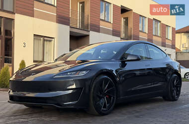 Седан Tesla Model 3 2024 в Одессе