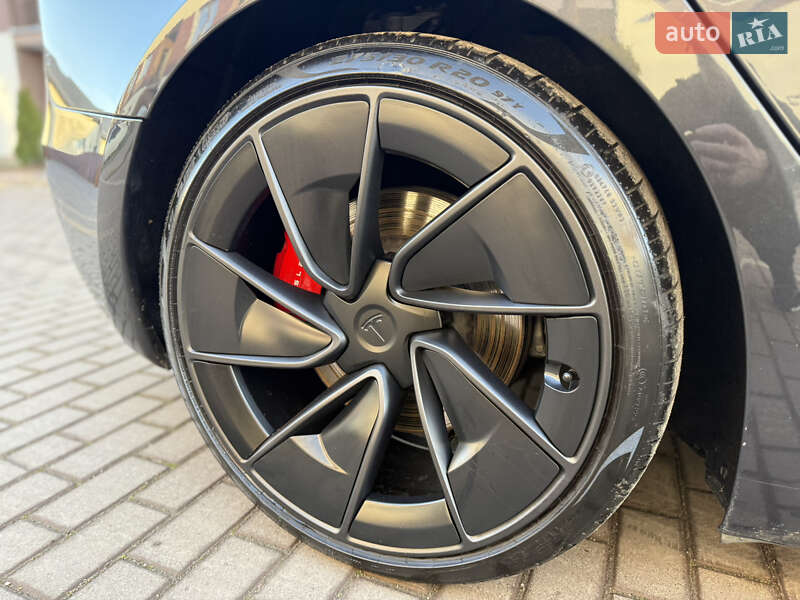 Седан Tesla Model 3 2024 в Одесі фото 15 Седан Tesla Model 3 2024 в Одесі