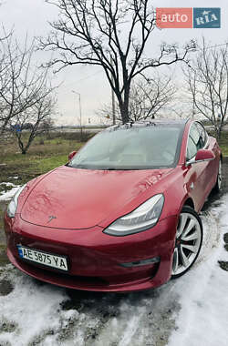 Седан Tesla Model 3 2018 в Никополе