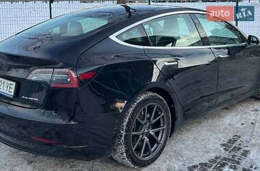 Седан Tesla Model 3 2019 в Киеве