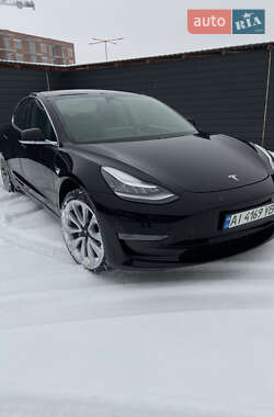 Седан Tesla Model 3 2018 в Ирпене