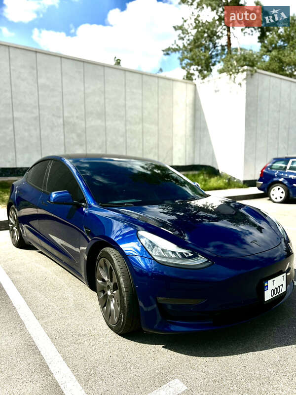 Седан Tesla Model 3 2019 в Києві